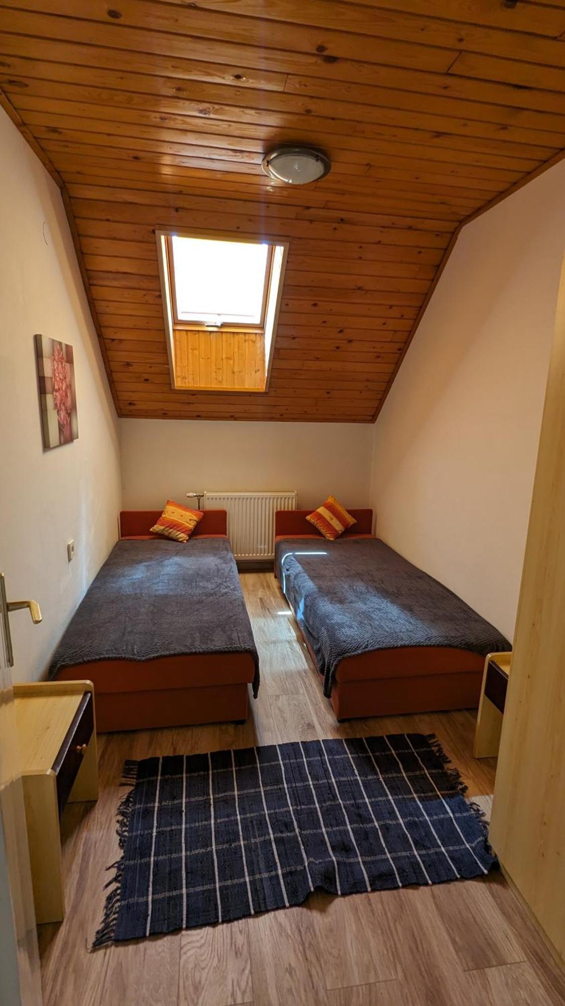 Viragos Apartman Balatonszárszó Екстериор снимка